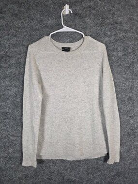 Halogen Sweater Womens Small Gray 100% Cashmere Crewneck Pullover Knit Soft